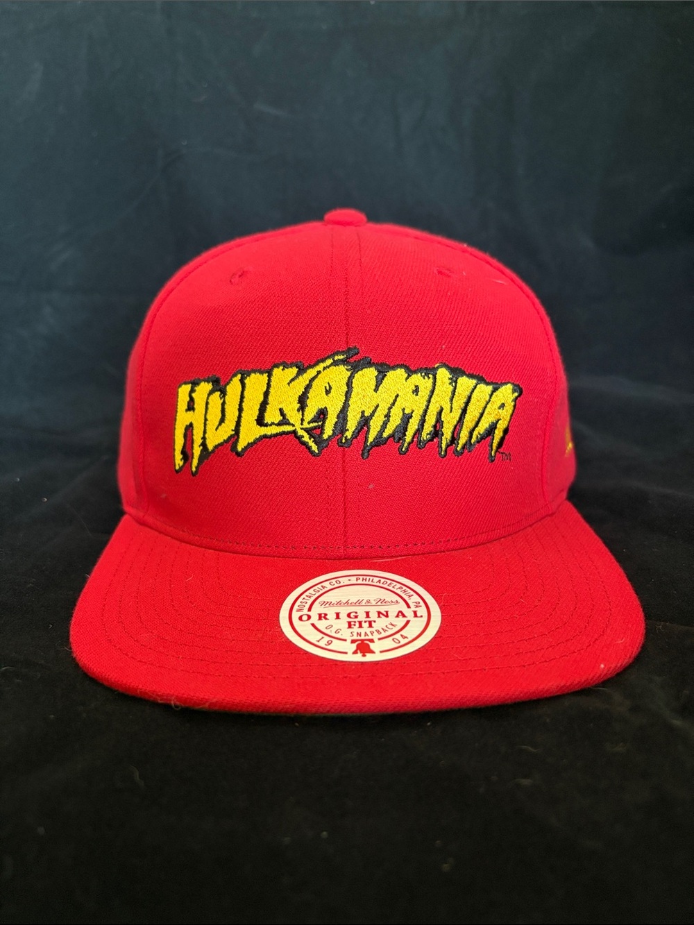 Mitchell & Ness Red and Black Snapback Hat Hulkamania